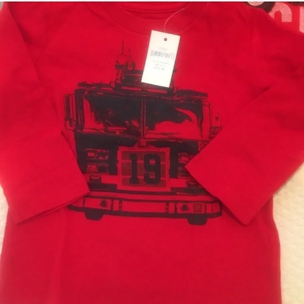 BABY GAP Fire Truck T-Shirt 12-18m NWT
